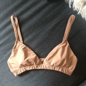 SKIMS FITS EVERYBODY TRIANGLE BRA